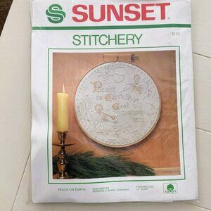 Sunset Stitchery Kit 2113 "Peace On Earth" Embroidery Angels & Candle Design VTG